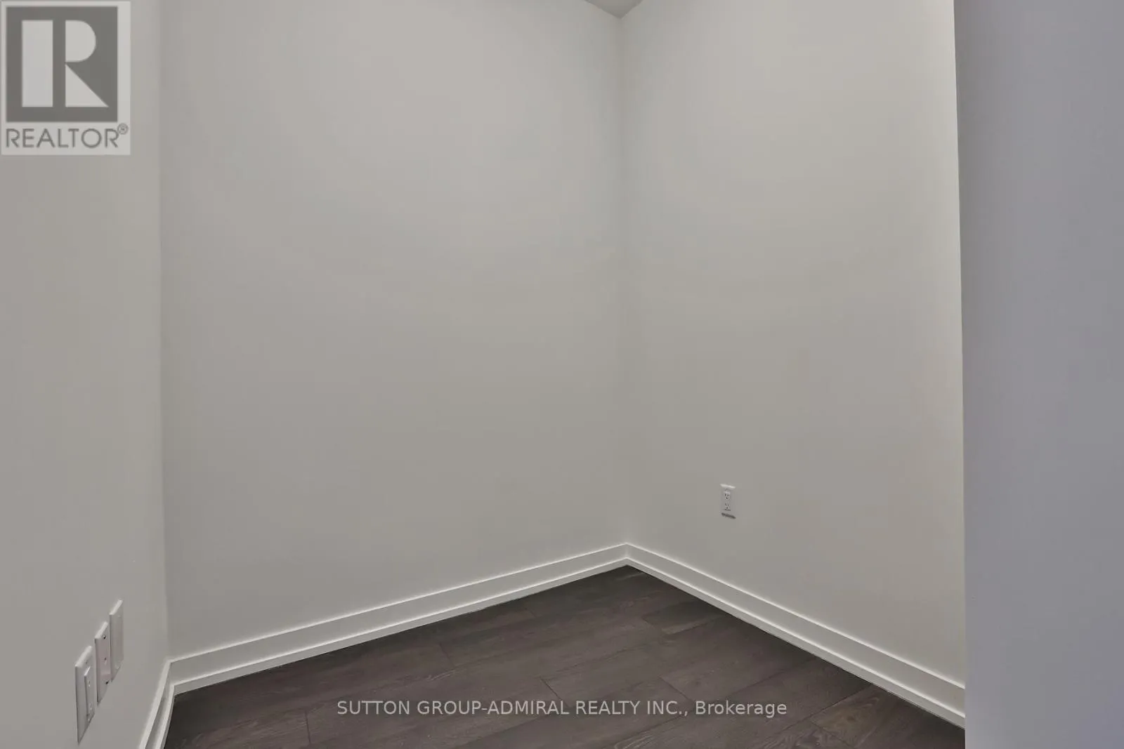 207E - 8868 YONGE STREET
