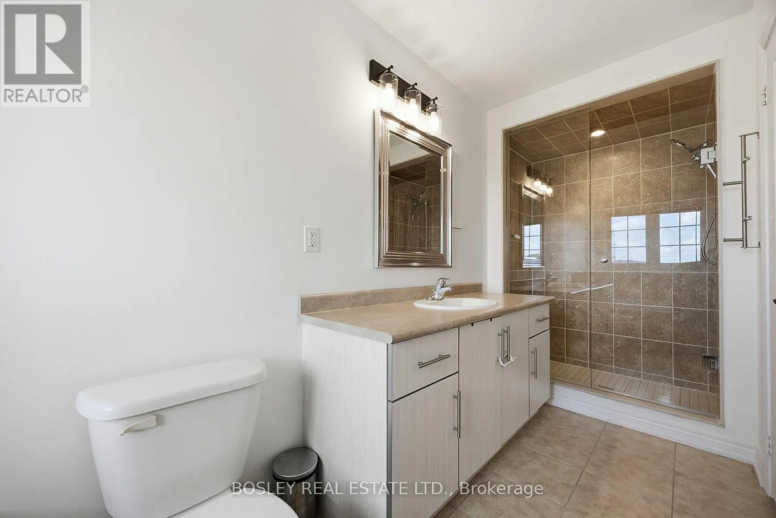 39 ALEXIE WAY