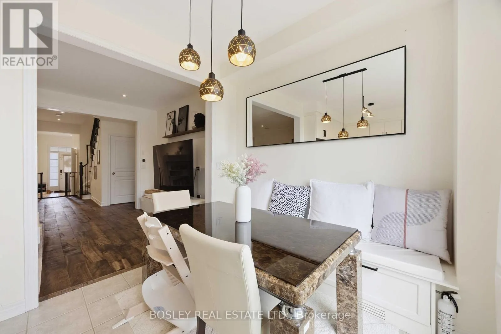 39 ALEXIE WAY