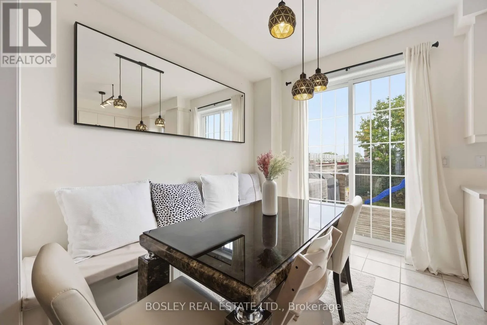 39 ALEXIE WAY