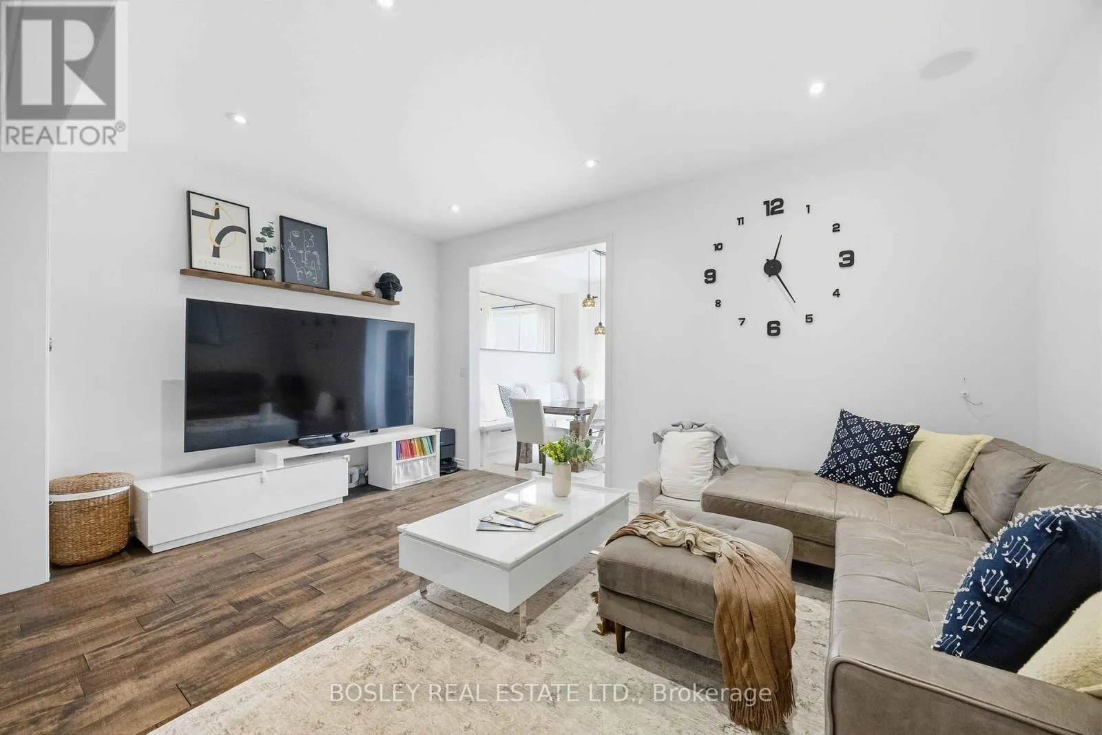 39 ALEXIE WAY
