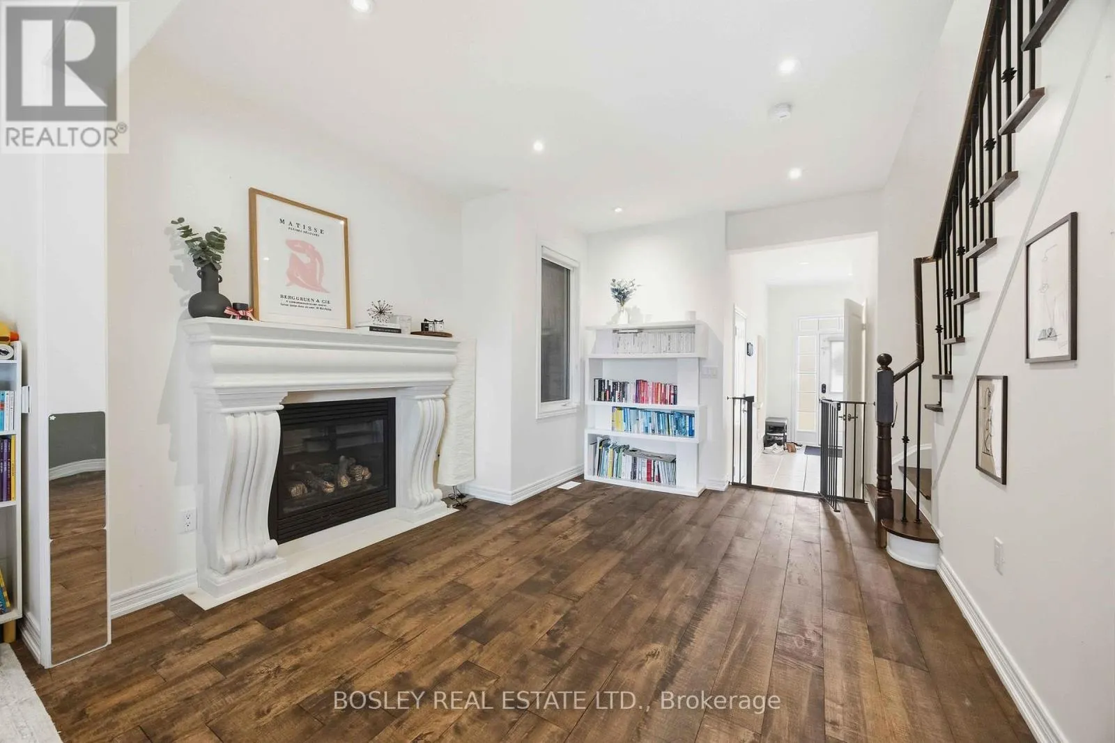 39 ALEXIE WAY