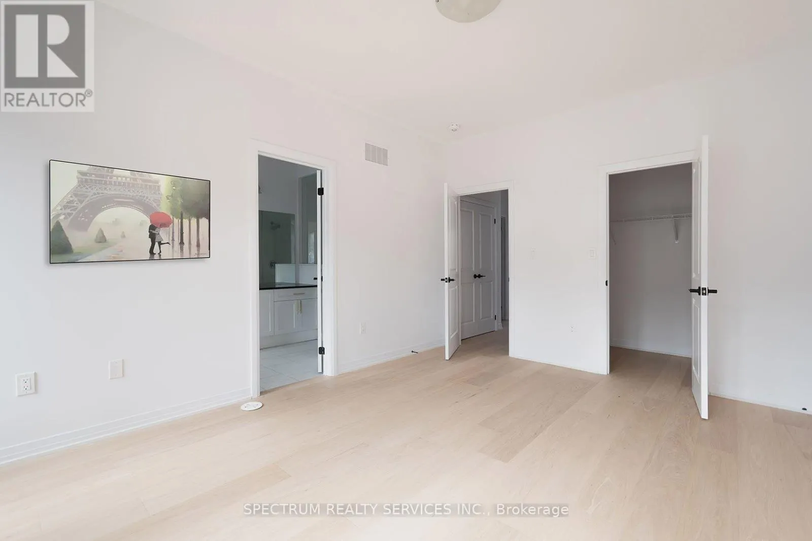 110 DE LA ROCHE DRIVE