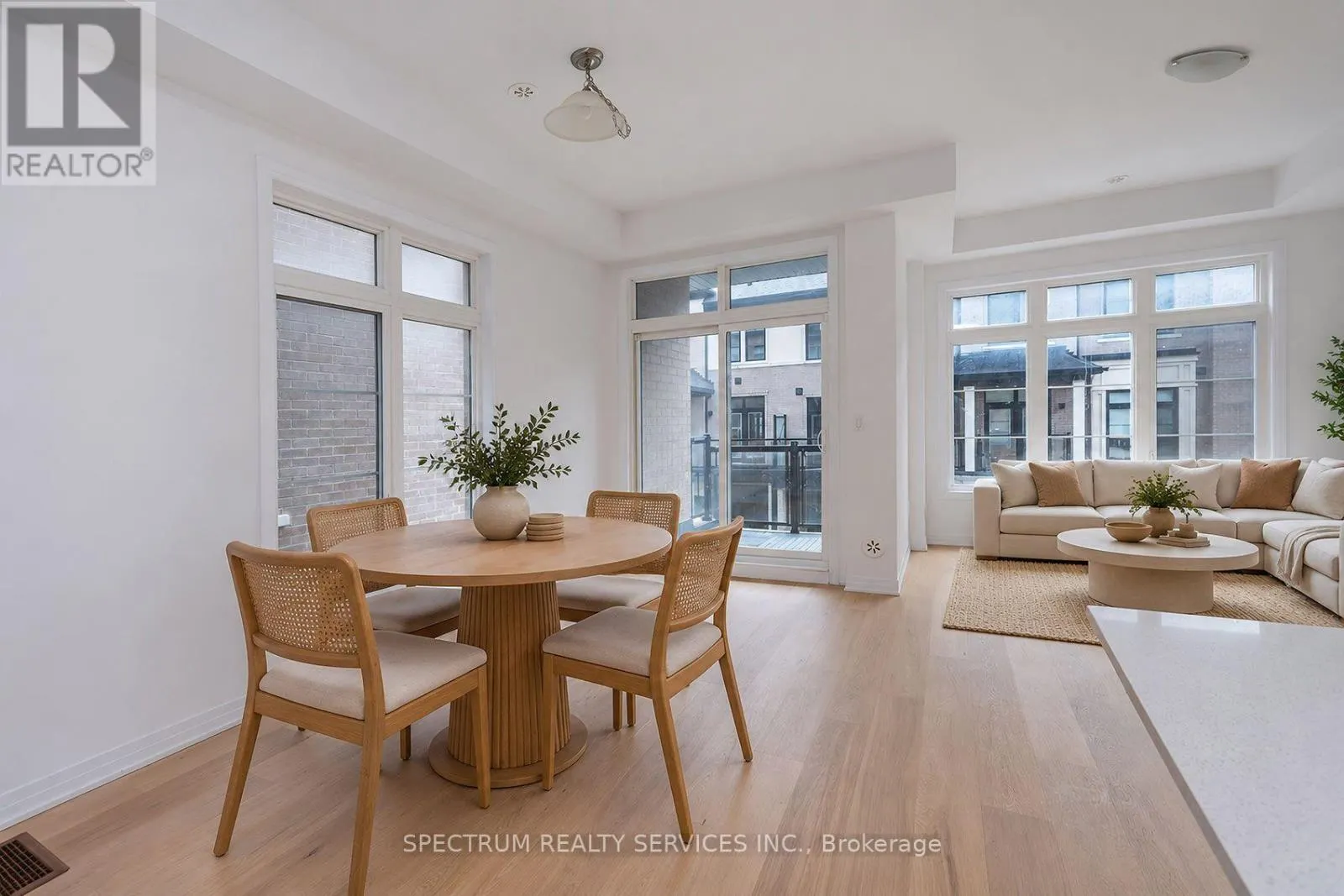 110 DE LA ROCHE DRIVE