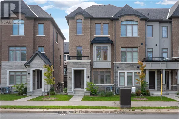 110 DE LA ROCHE DRIVE