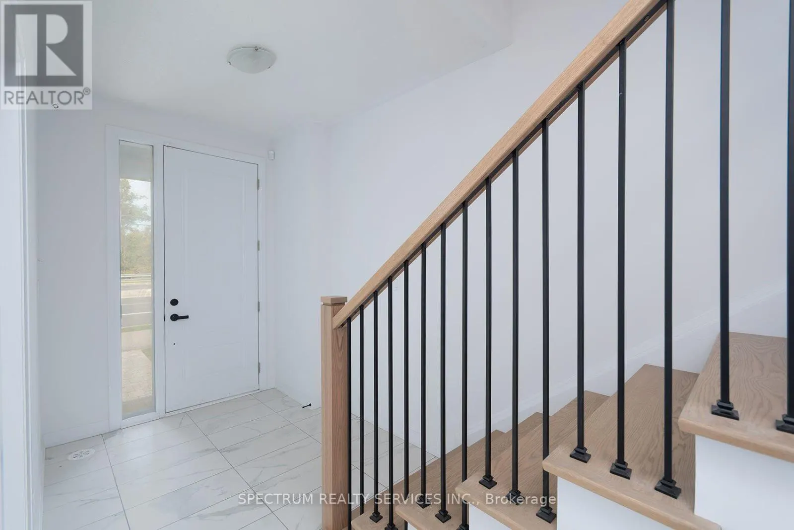 110 DE LA ROCHE DRIVE