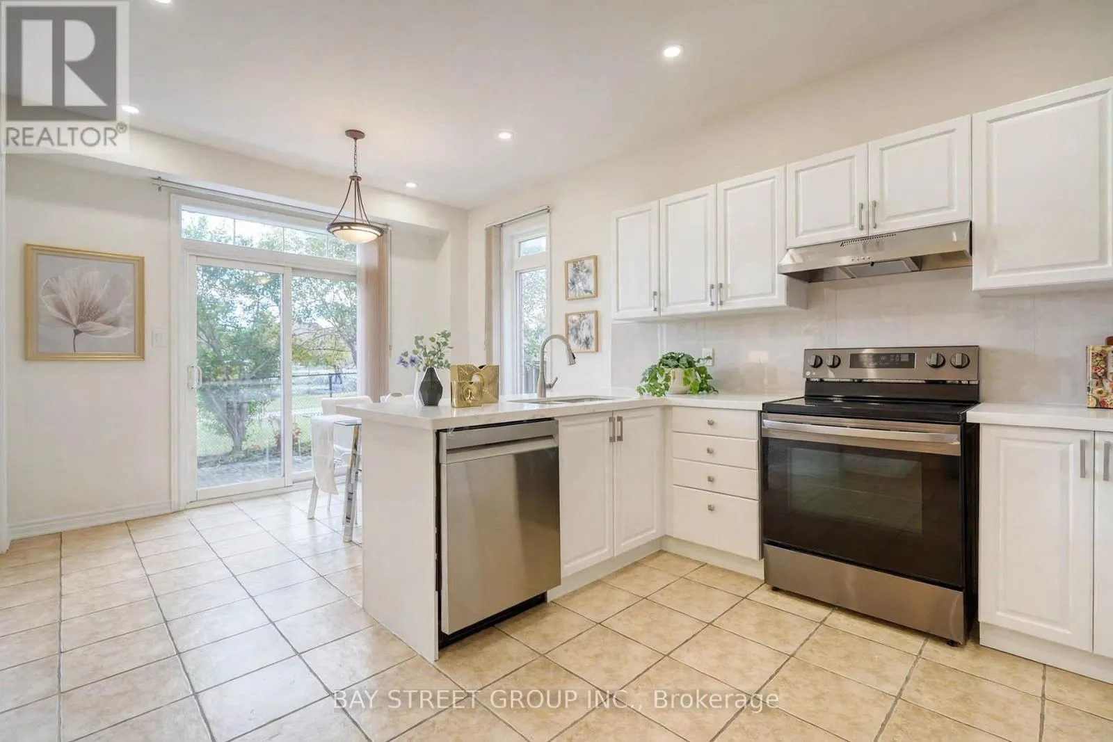 15 FRASERWOOD ROAD