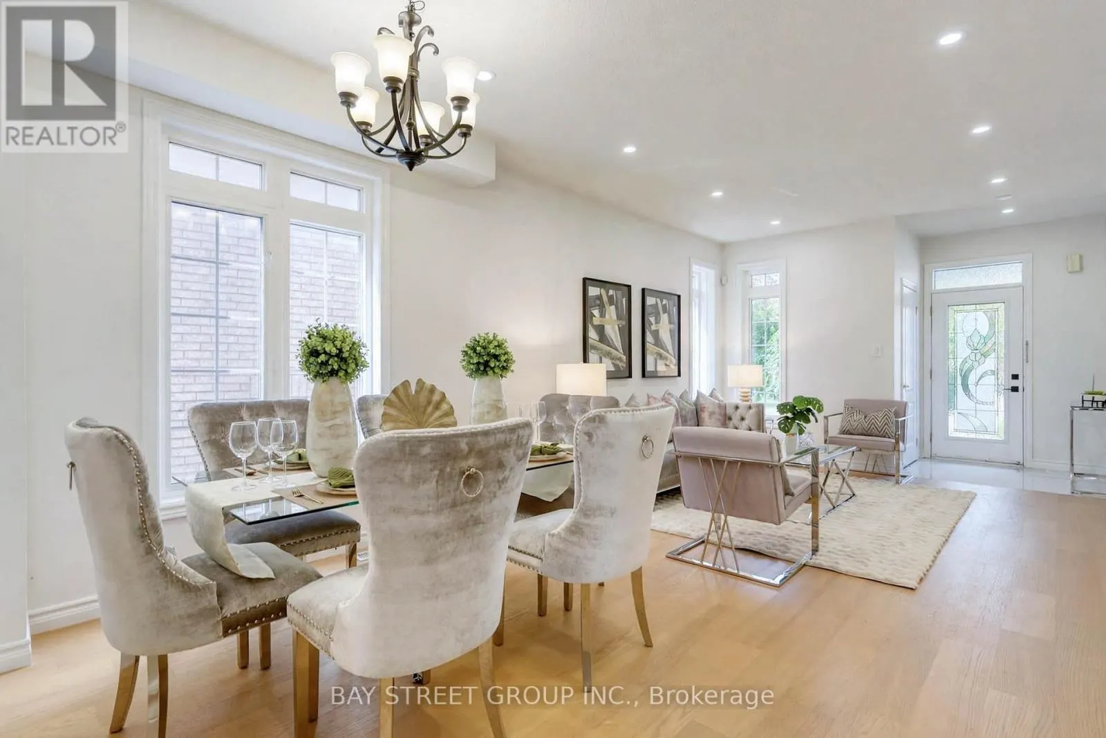 15 FRASERWOOD ROAD