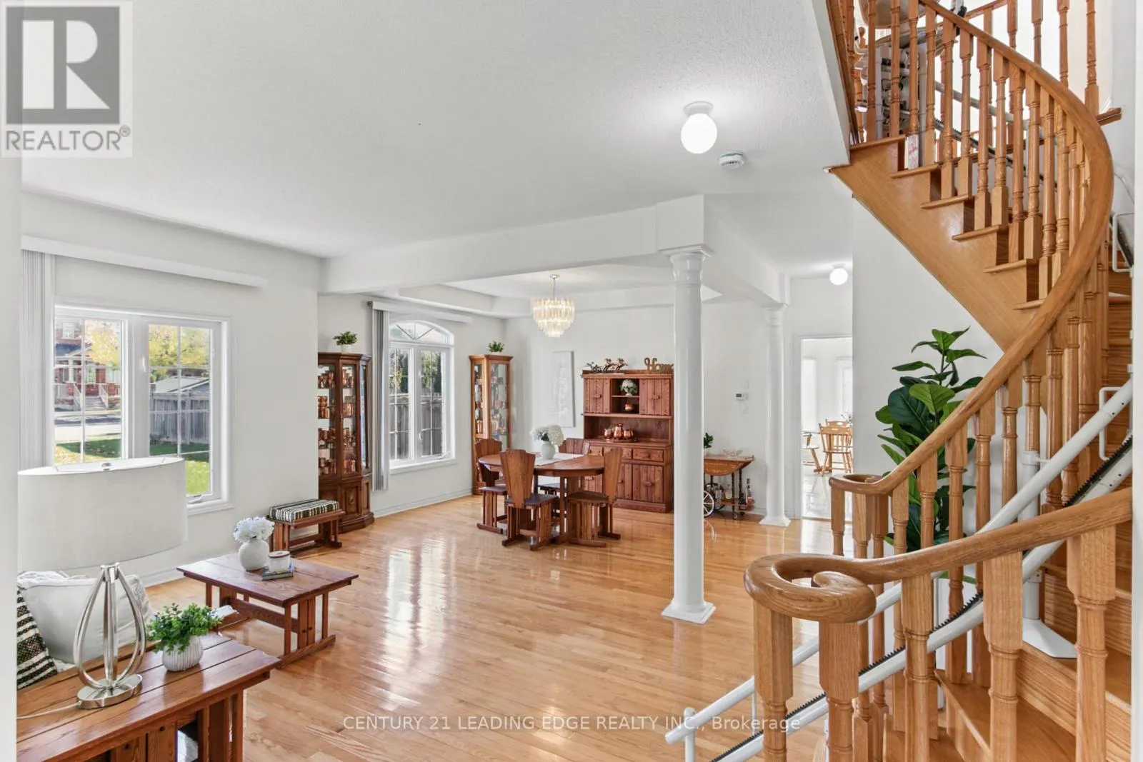 35 HARTWELL WAY