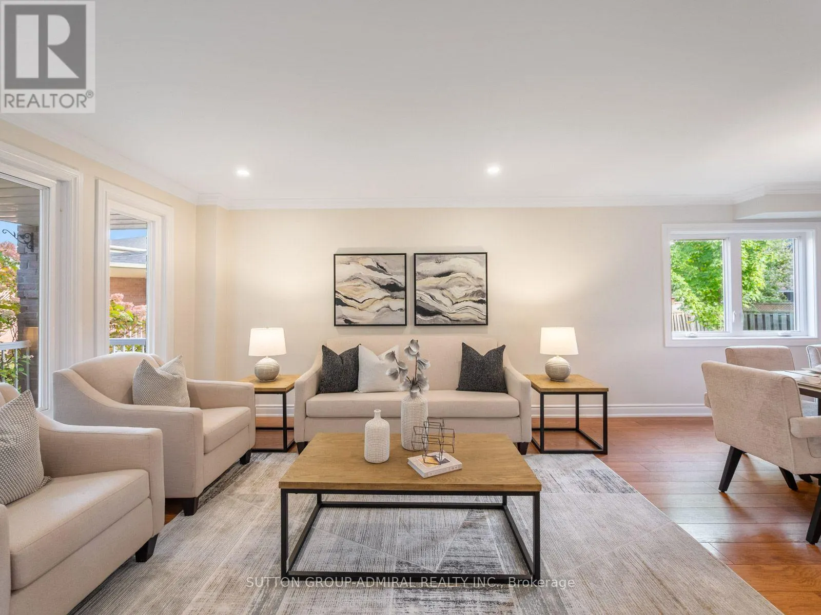 11 ESPBY COURT
