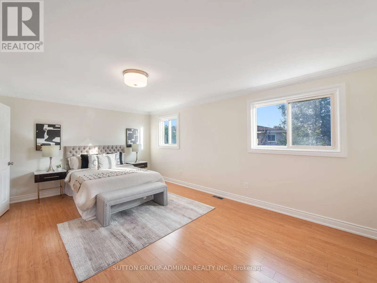 11 ESPBY COURT