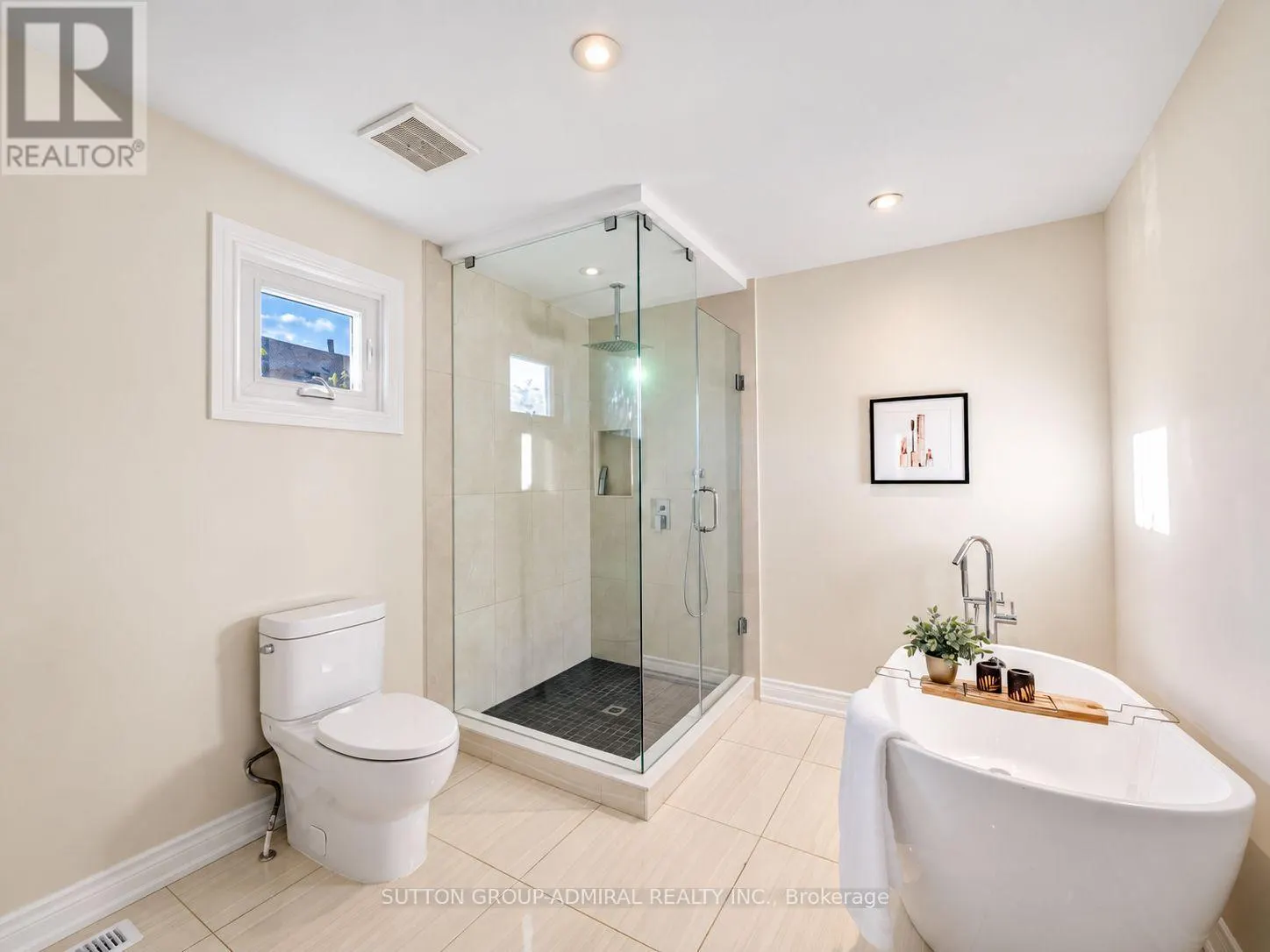 11 ESPBY COURT