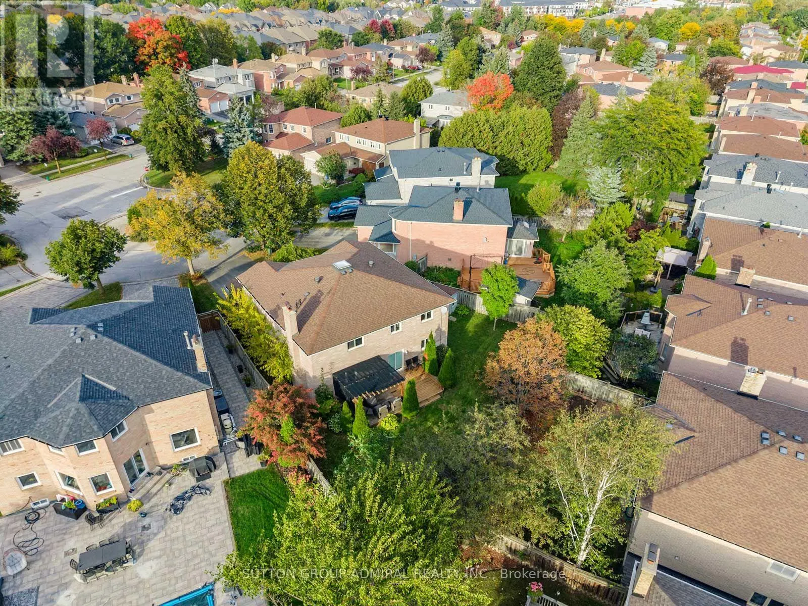 11 ESPBY COURT