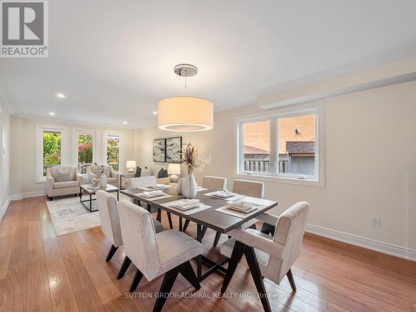 11 ESPBY COURT