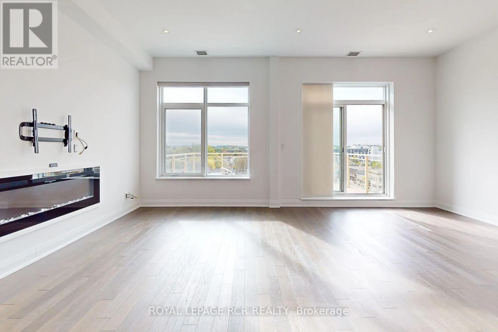 707 - 15277 YONGE STREET