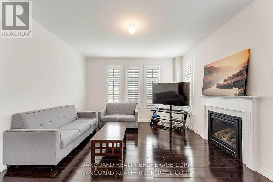 75 TREETOPS BOULEVARD