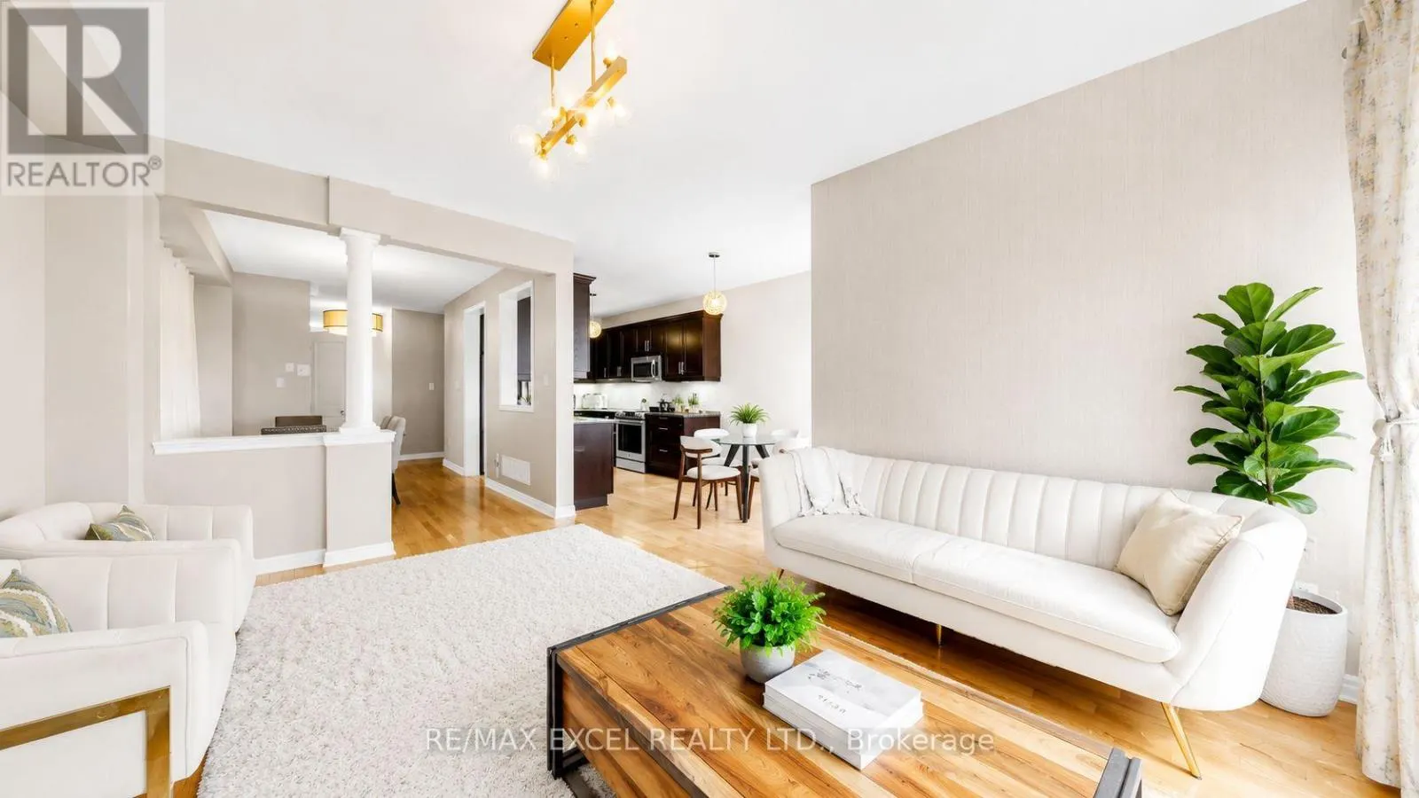 176 SIR SANFORD FLEMING WAY