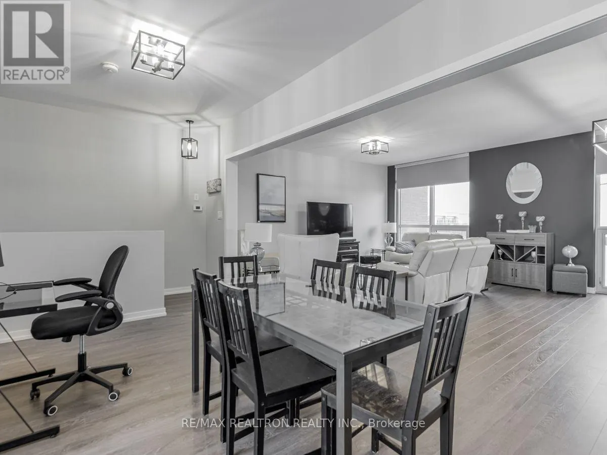 3698 FERRETTI COURT