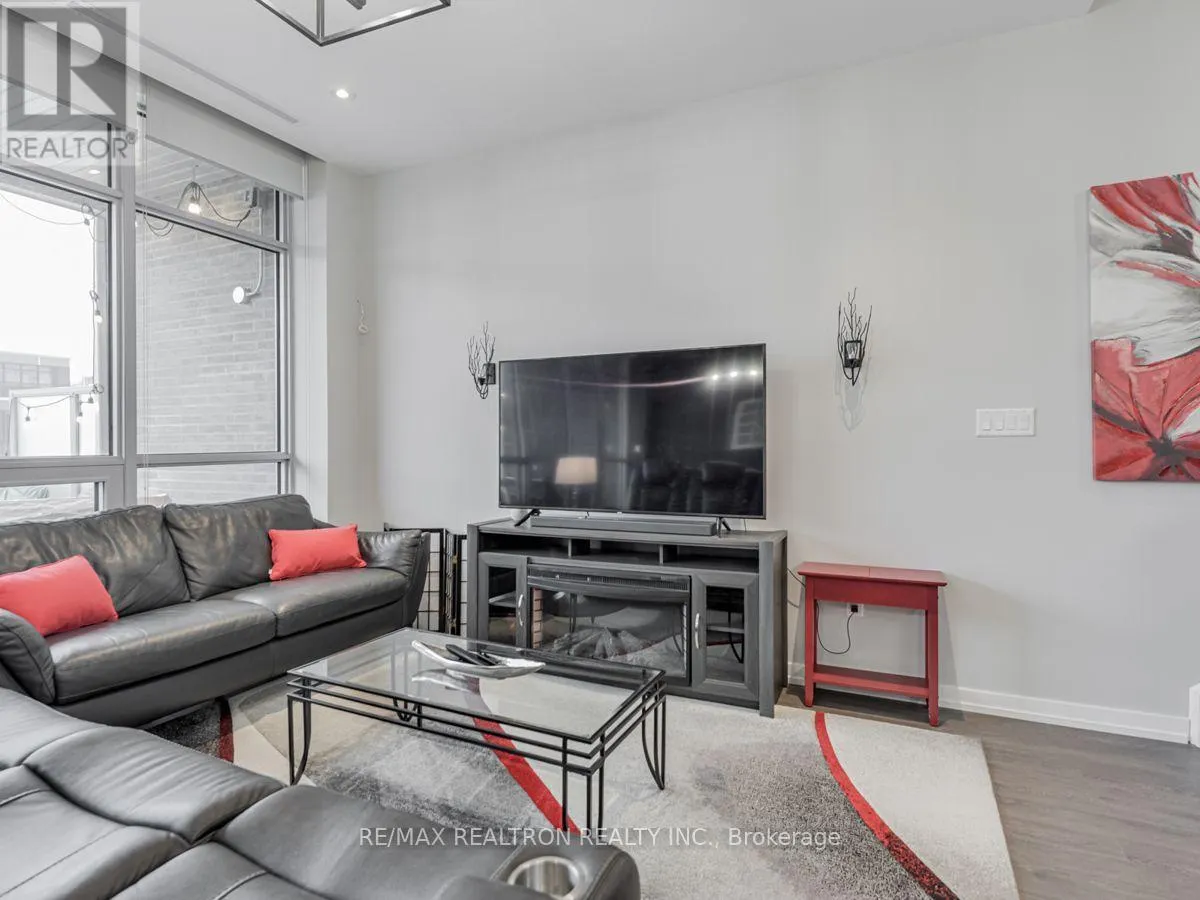 3698 FERRETTI COURT