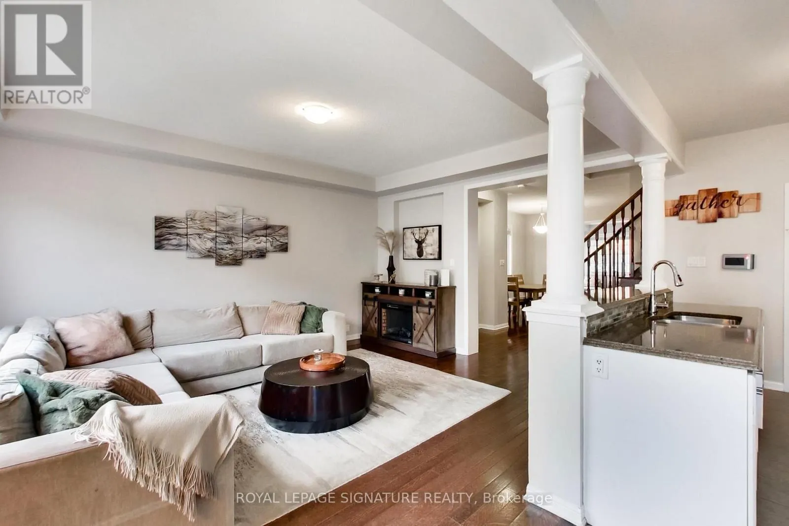 15 WHITEROSE LANE