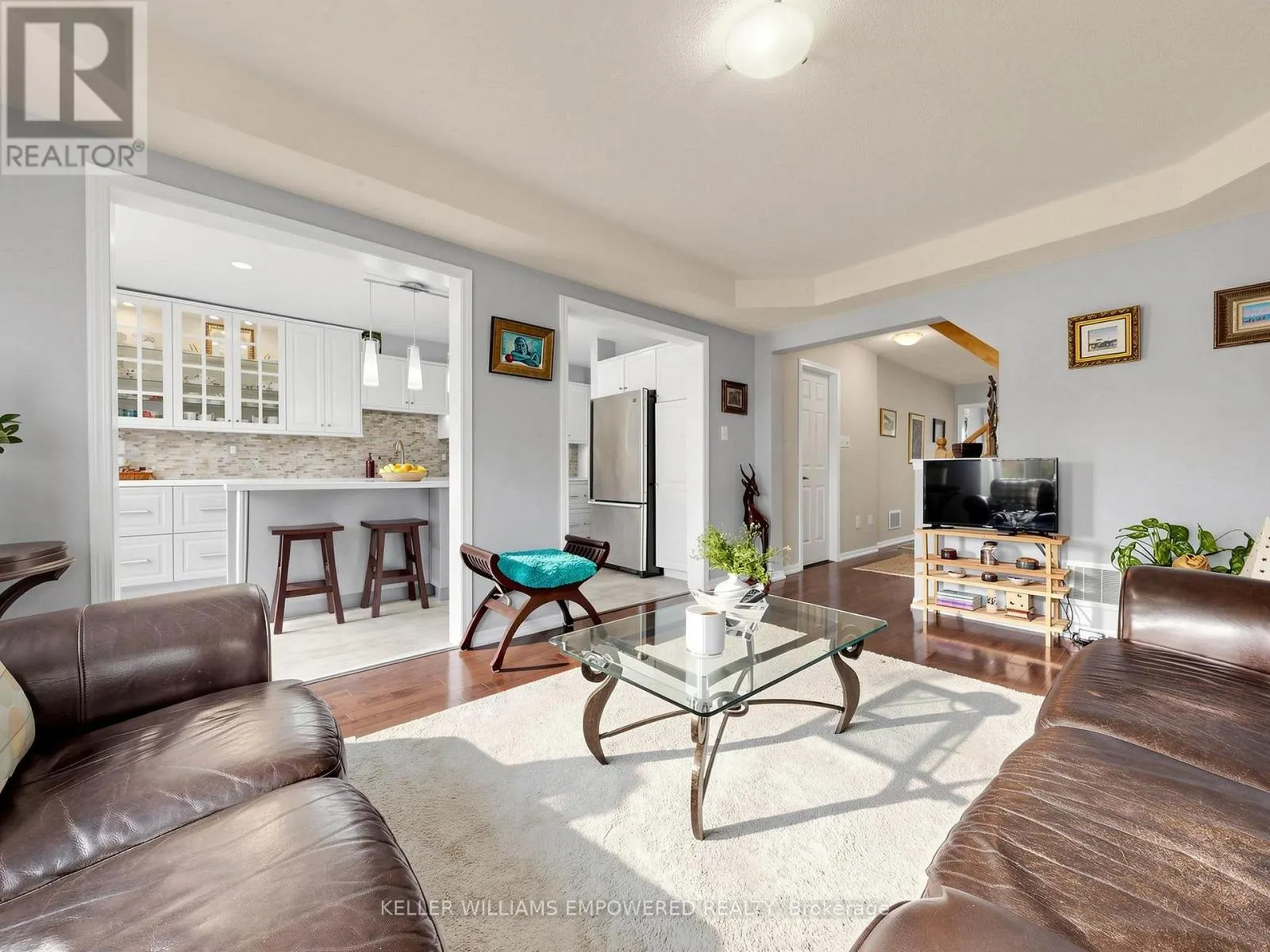 203 CHILCOTT CRESCENT