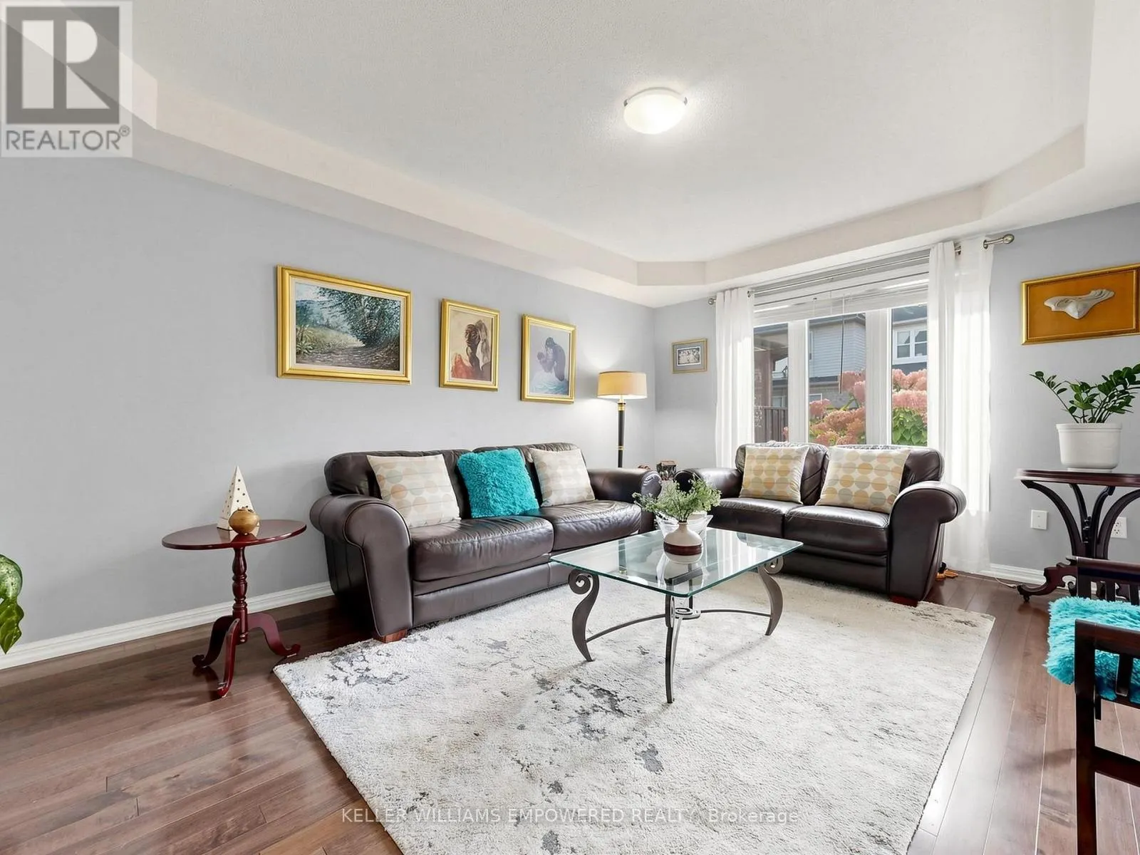 203 CHILCOTT CRESCENT