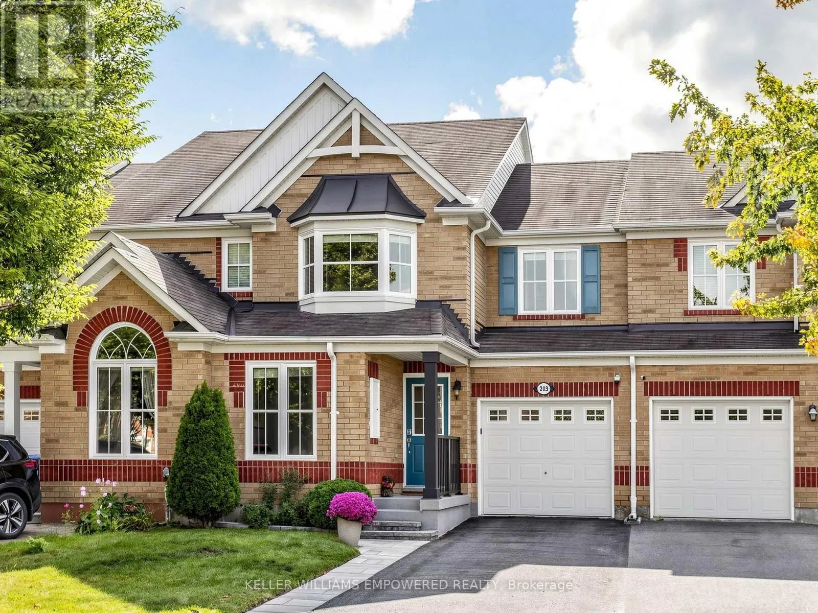 203 CHILCOTT CRESCENT