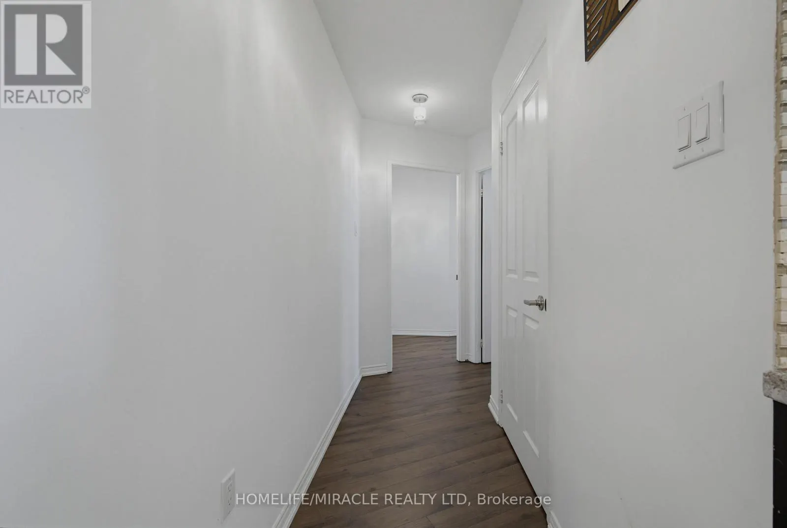 PH211 - 7250 YONGE STREET