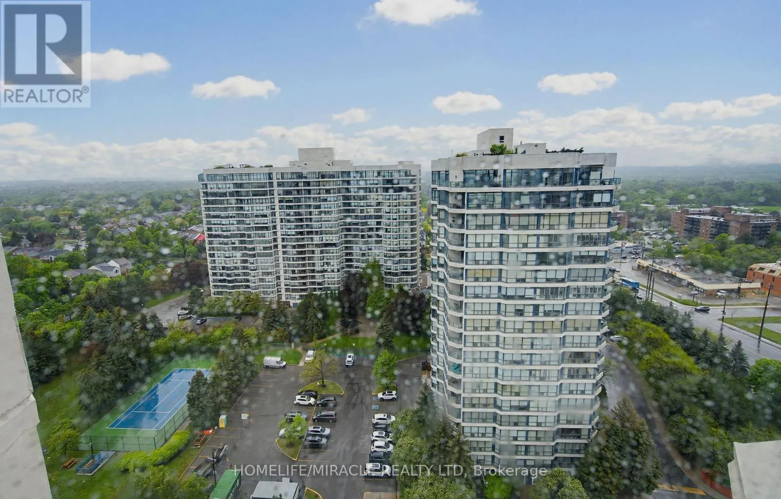 PH211 - 7250 YONGE STREET