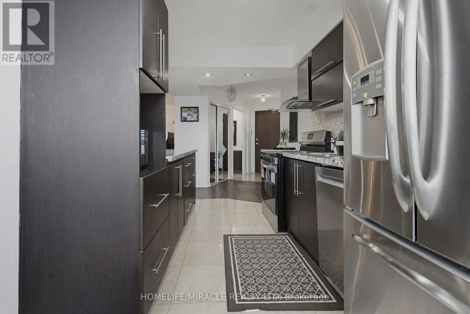 PH211 - 7250 YONGE STREET