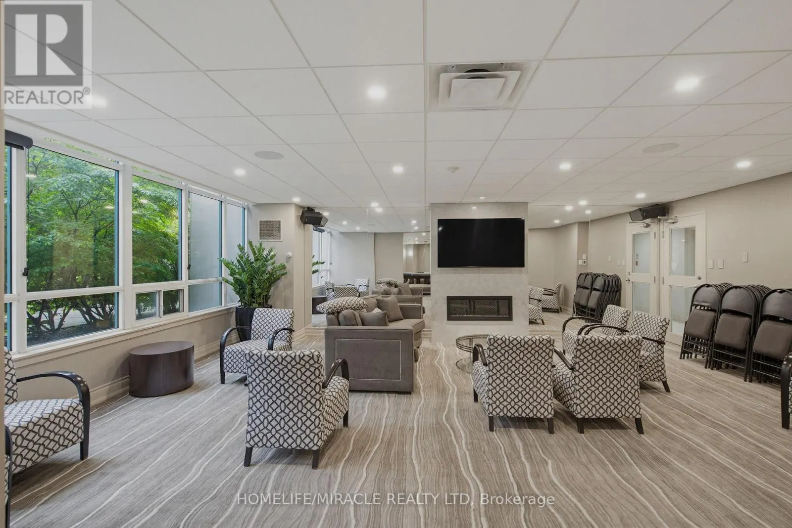 PH211 - 7250 YONGE STREET