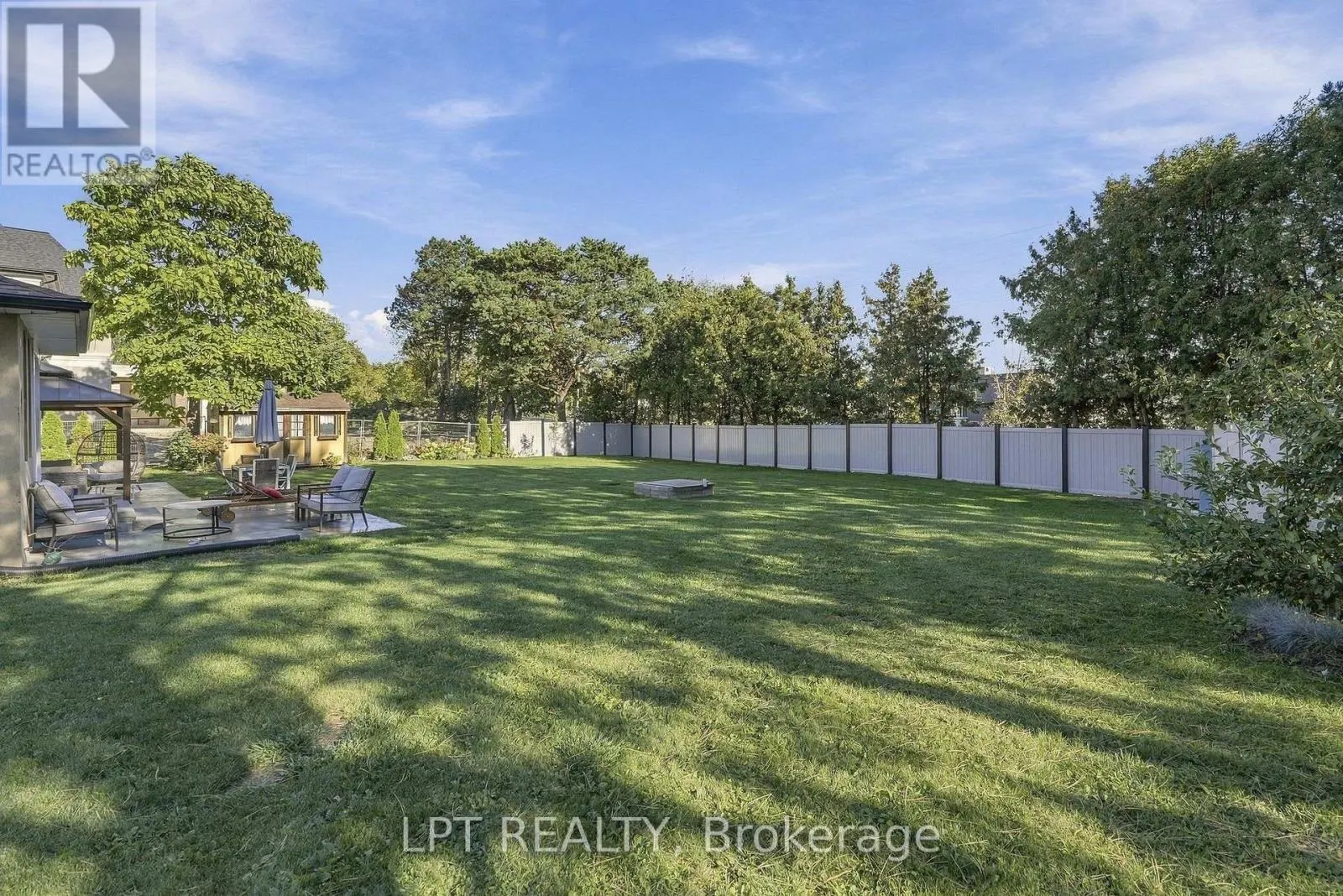 9 NOBLEWOOD DRIVE