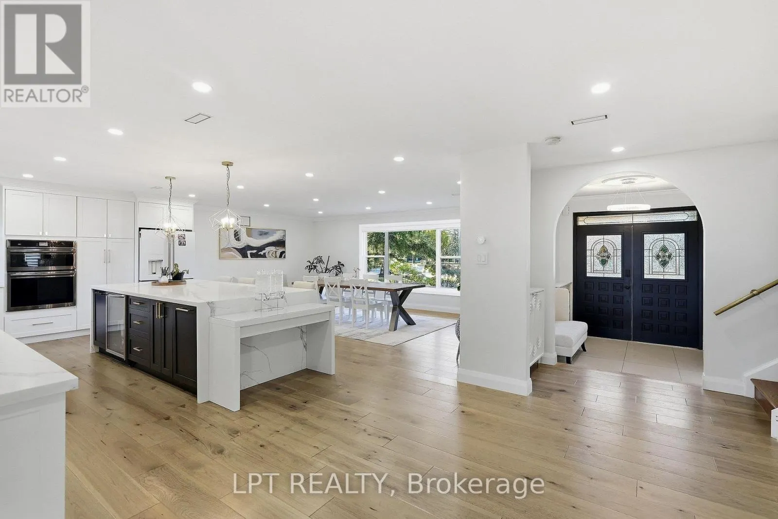 9 NOBLEWOOD DRIVE