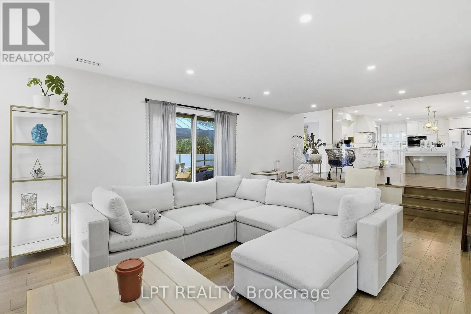 9 NOBLEWOOD DRIVE
