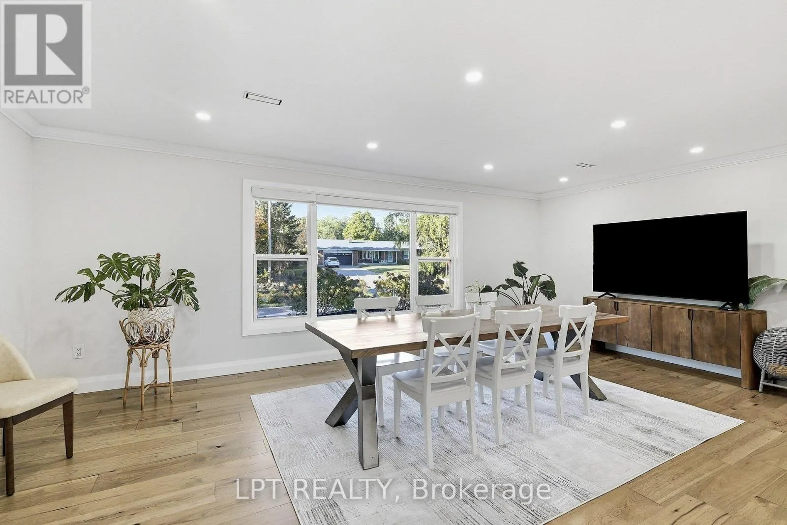9 NOBLEWOOD DRIVE