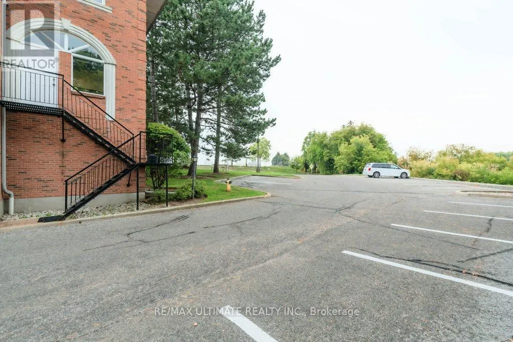 201 - 345 RENFREW DRIVE