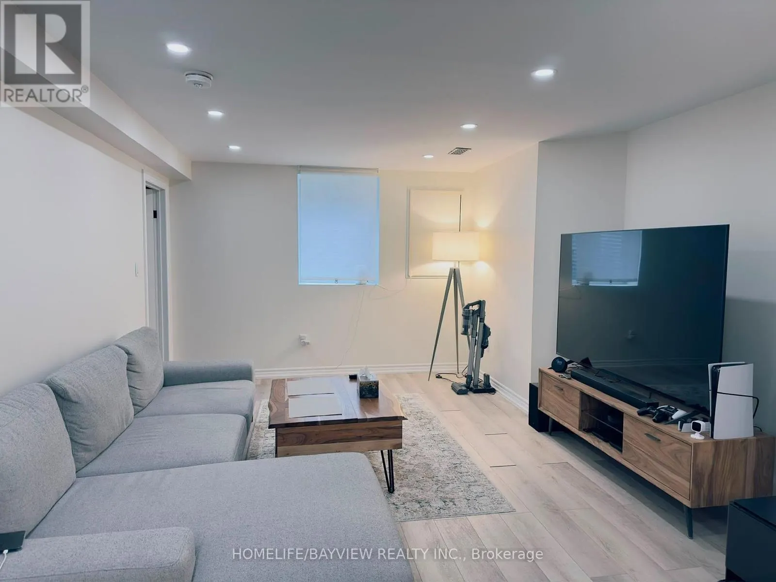 LOWER UNIT/BASEMENT - 128 ADAM PLACE