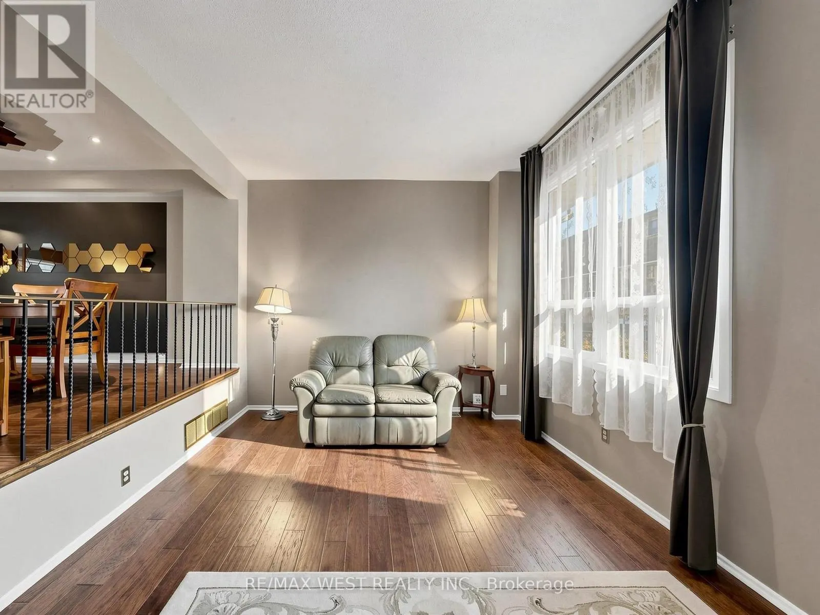 44 - 121 POPLAR CRESCENT