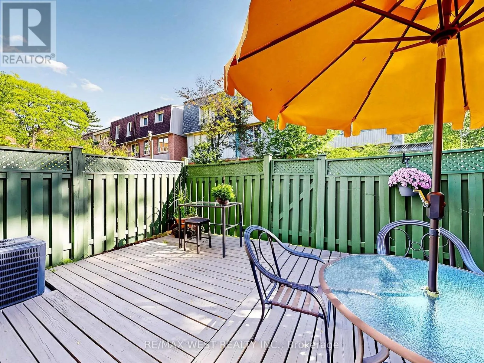 44 - 121 POPLAR CRESCENT