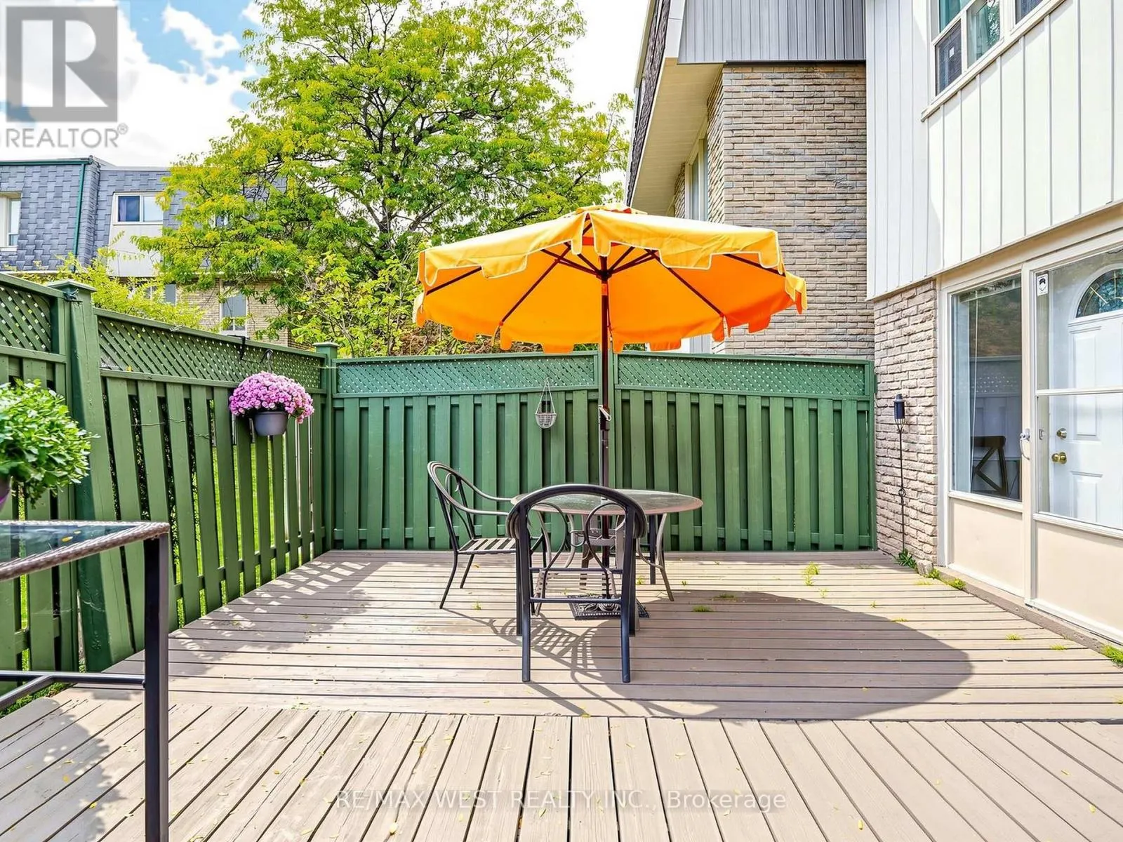 44 - 121 POPLAR CRESCENT