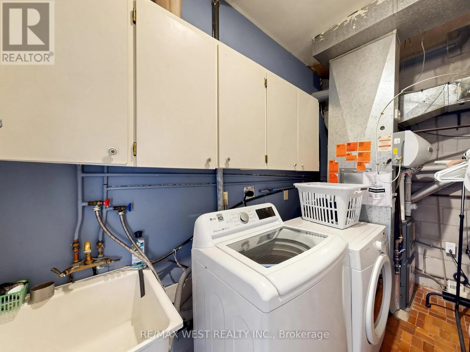 44 - 121 POPLAR CRESCENT
