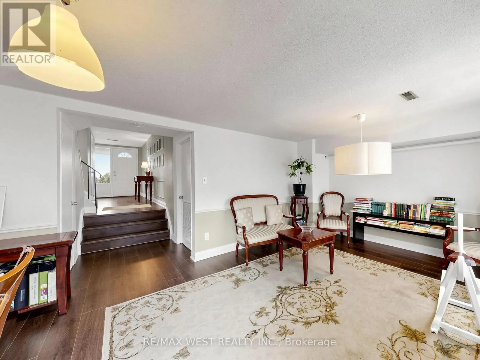 44 - 121 POPLAR CRESCENT