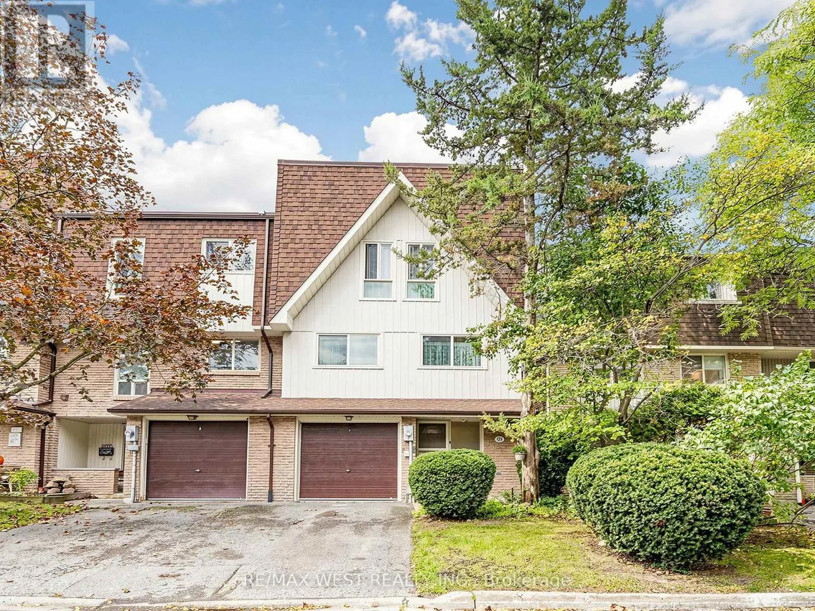 44 - 121 POPLAR CRESCENT