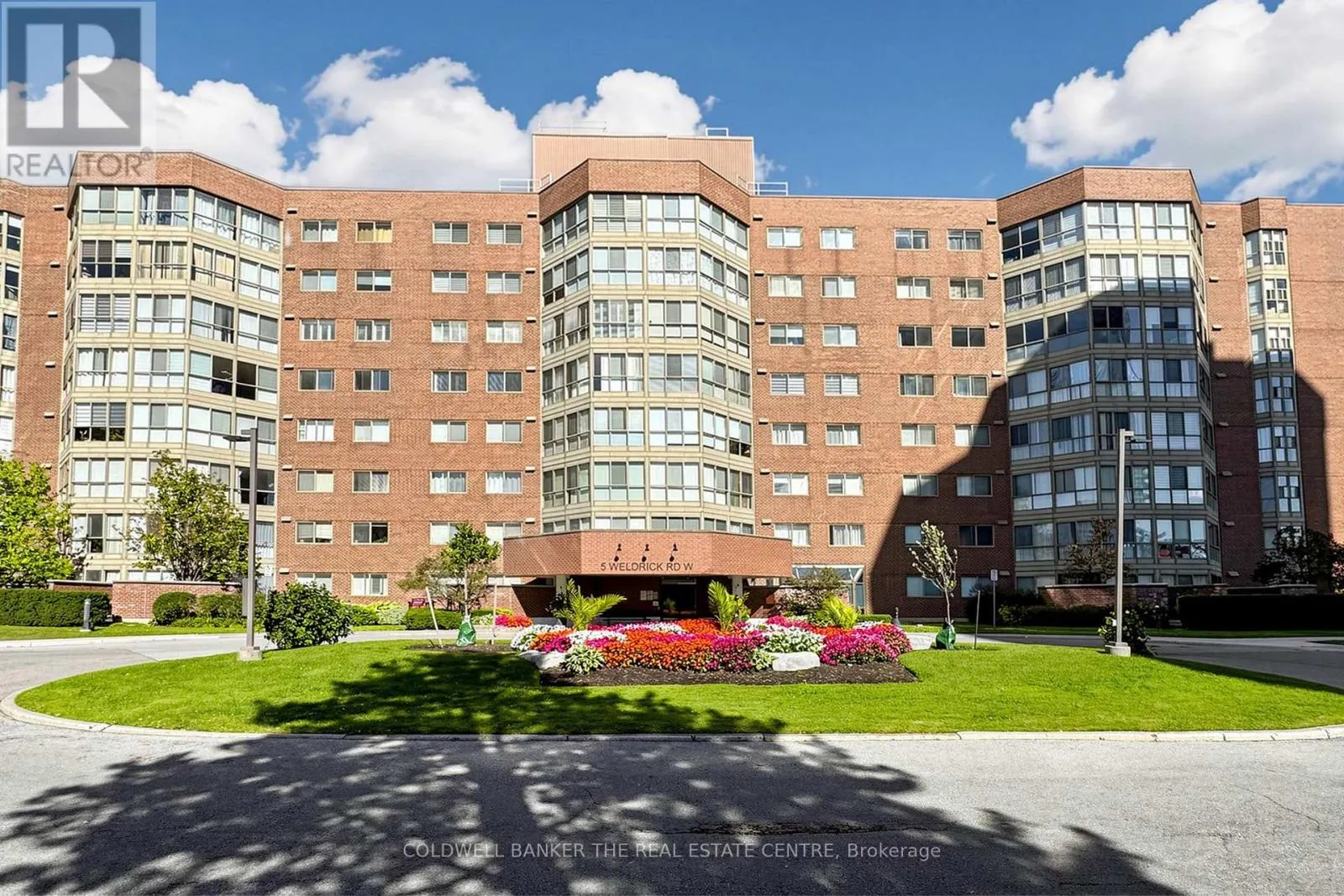 301 - 5 WELDRICK ROAD W