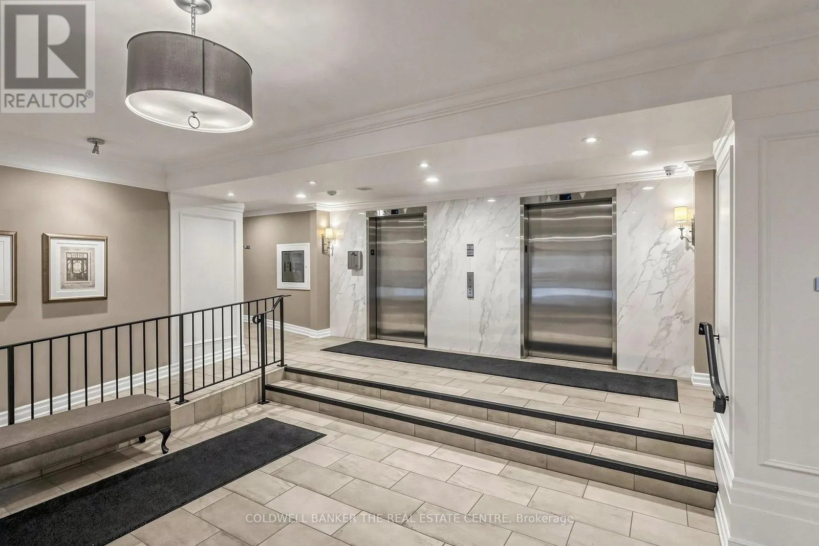 301 - 5 WELDRICK ROAD W