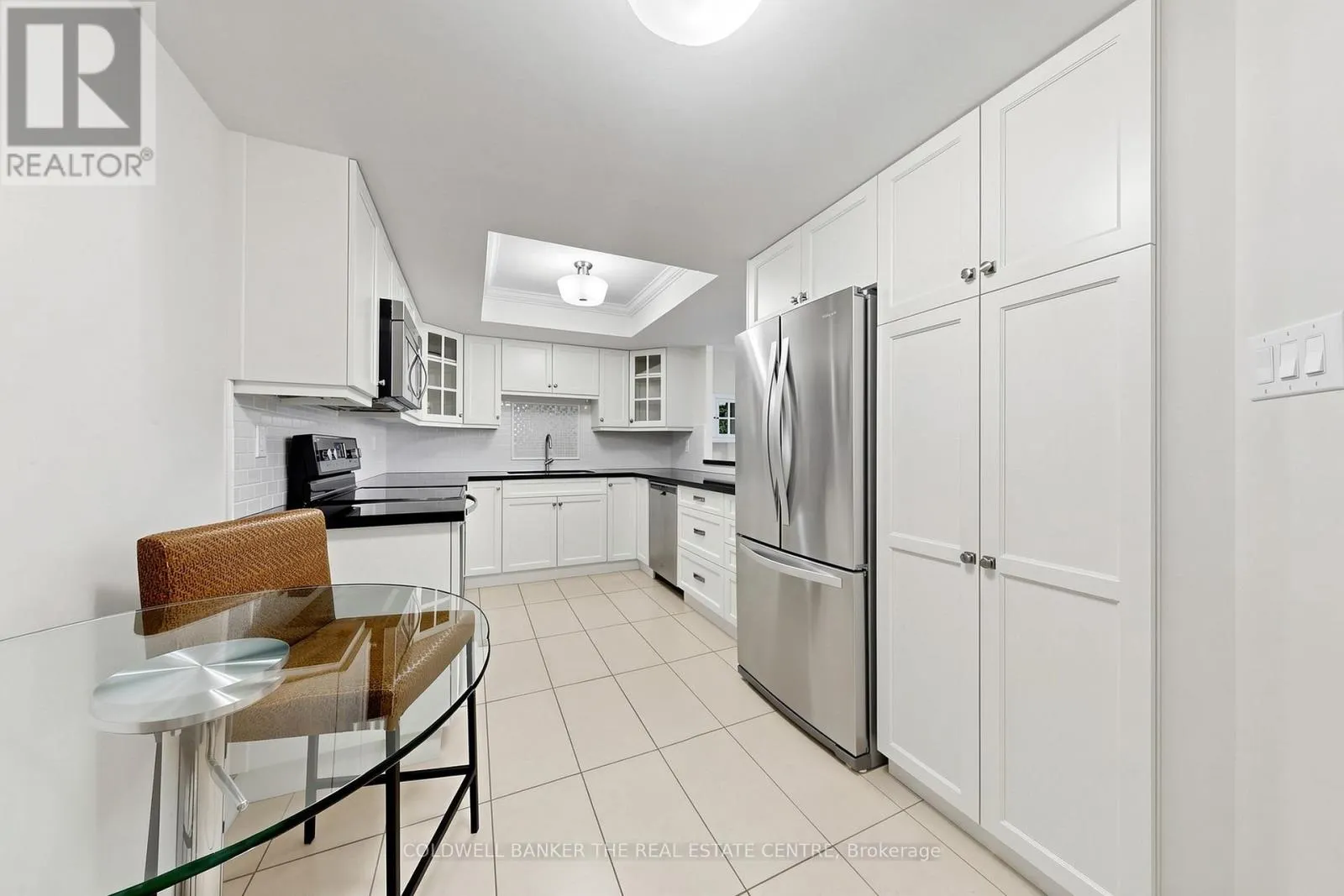 301 - 5 WELDRICK ROAD W