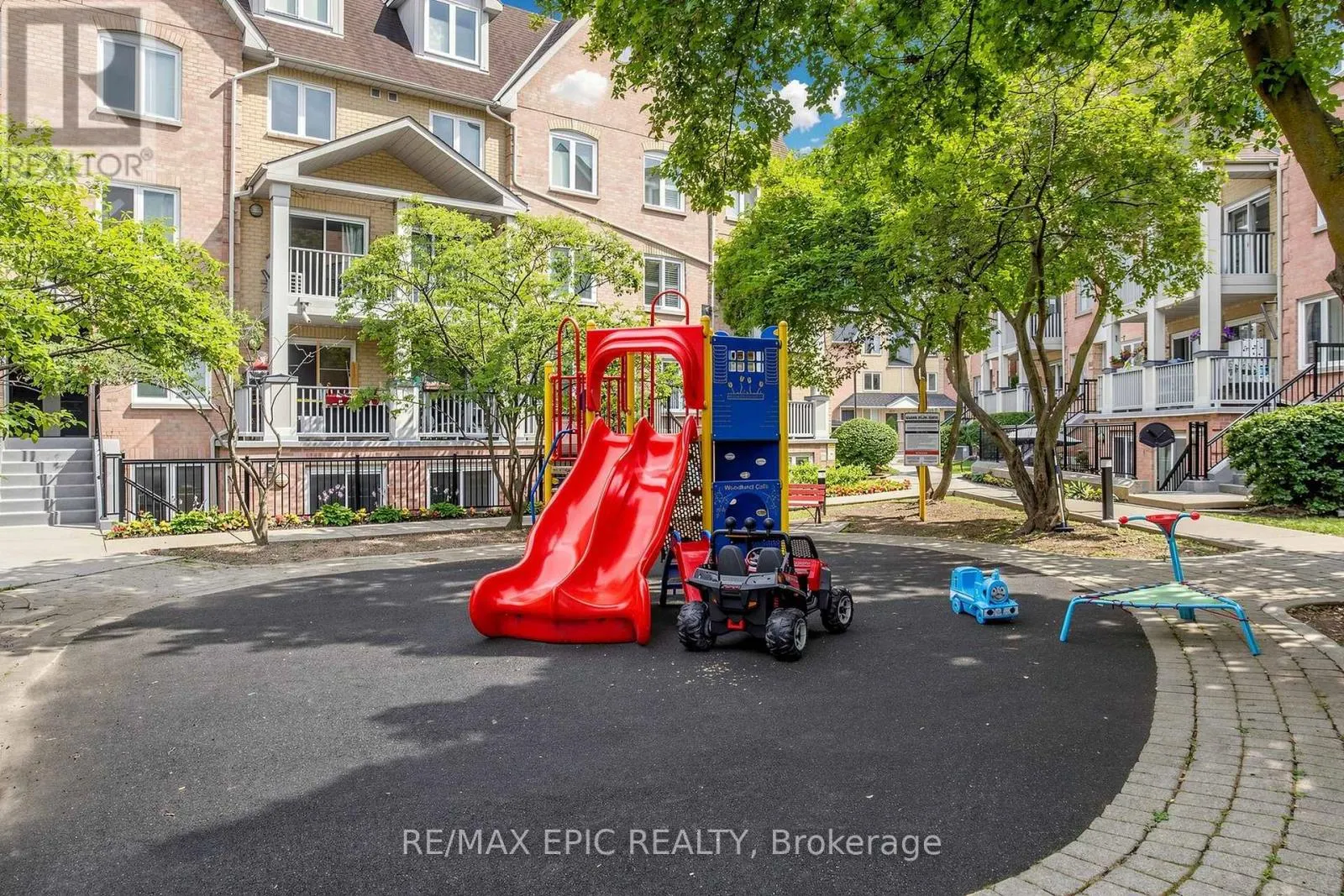 732 - 75 WELDRICK ROAD E