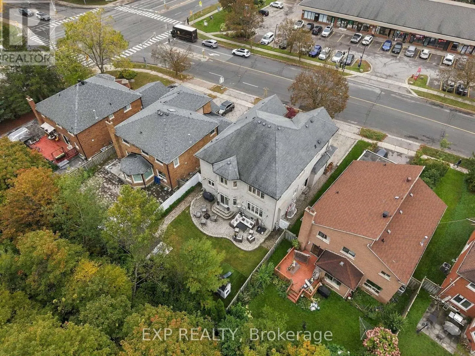 412 MANHATTAN DRIVE