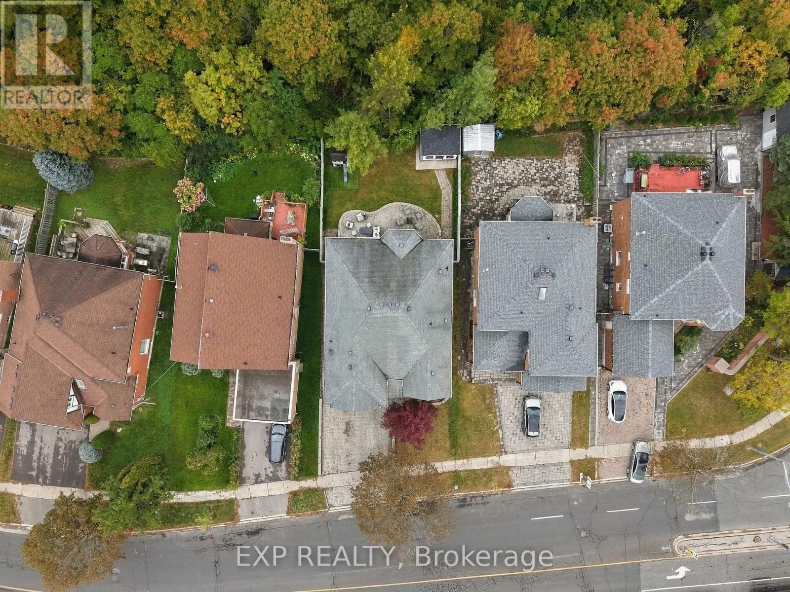 412 MANHATTAN DRIVE