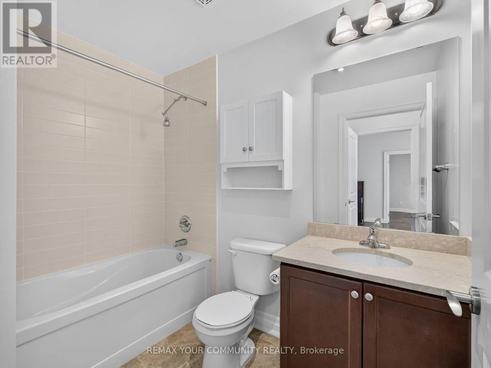 306 - 180 JOHN WEST WAY